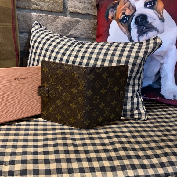 Louis Vuitton Vintage Address/Agenda Book - Picture 4 of 11